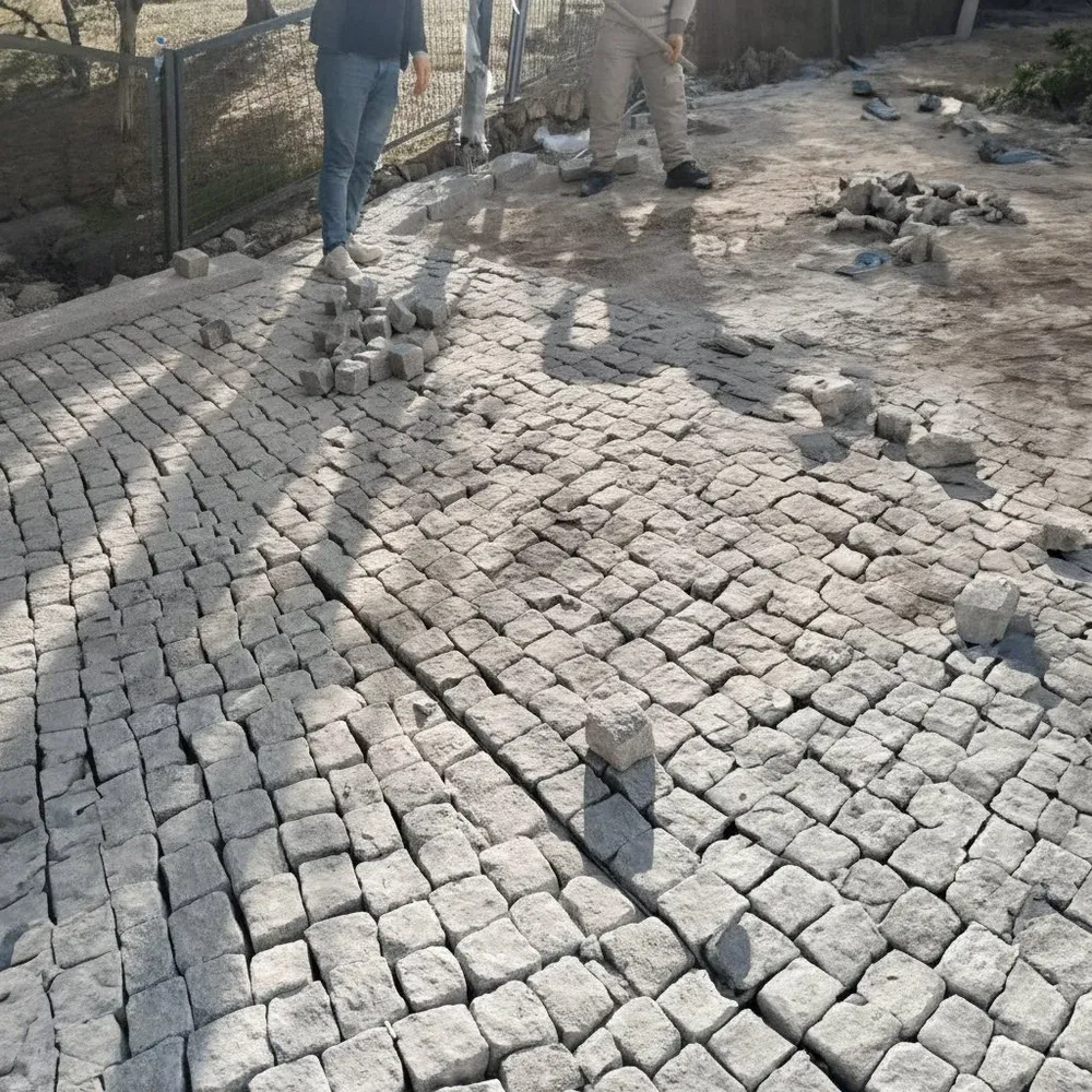 Granite Cobblestone Paving